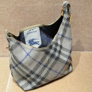 Burberry  00729