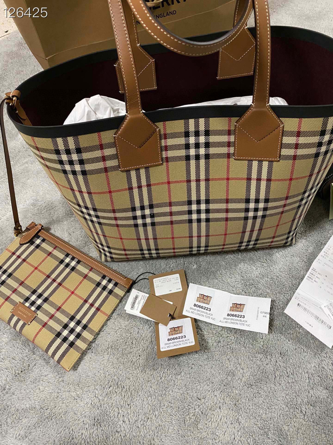 BURBERRY Cotton Vintage Check Medium London Tote B