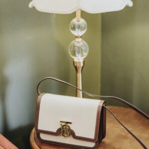 BURBERRY  00779