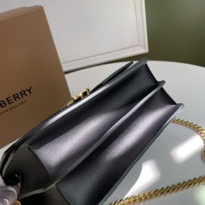 BURBERRY  00799