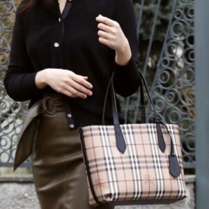 Burberry  00799