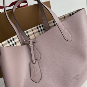 Burberry  00819