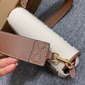 Burberry 00879