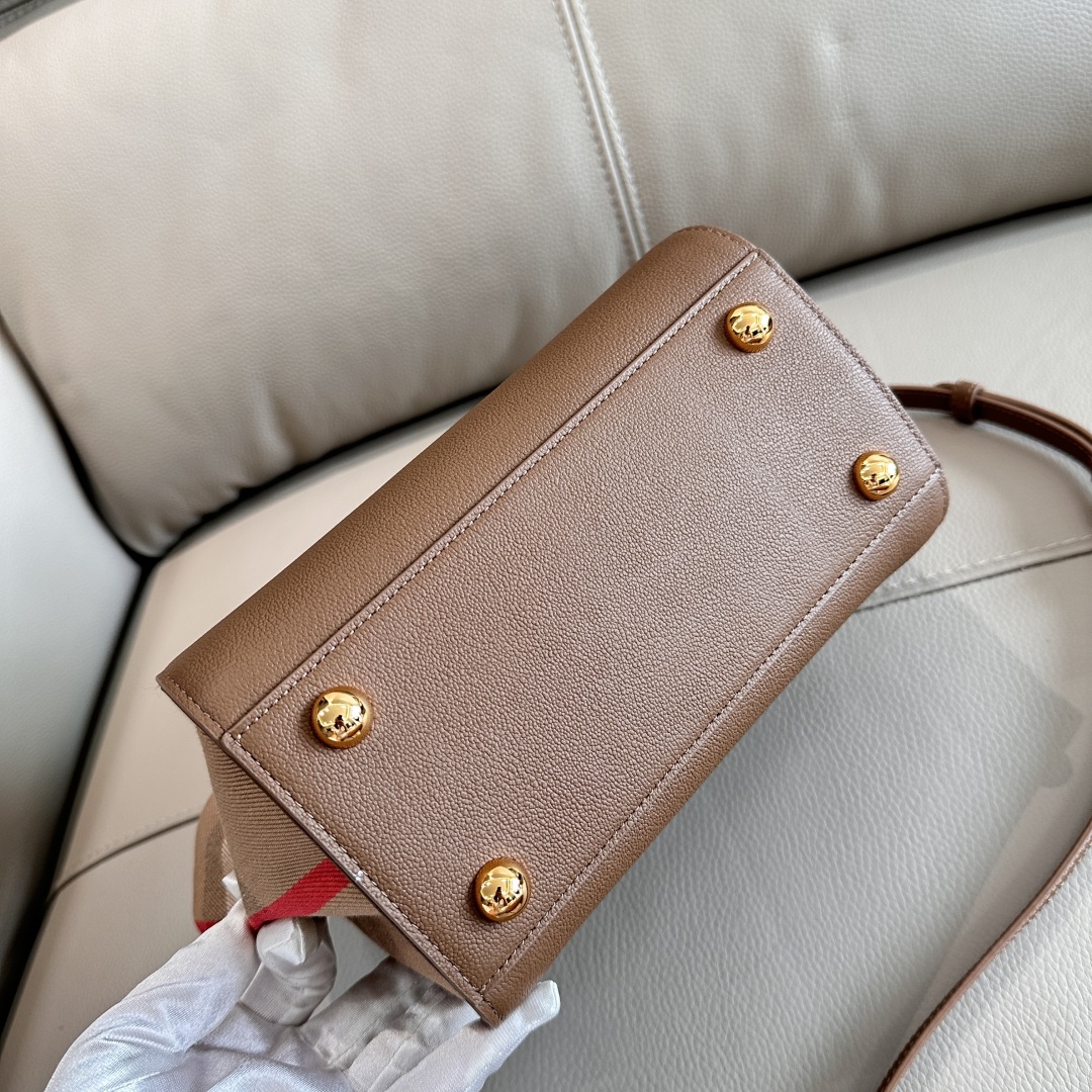 Burberry 009010