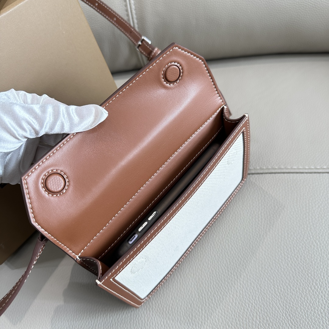 Burberry 00999