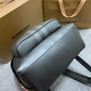 BURBERRY  00999