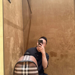 BURBERRY  01049