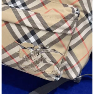 Burberry  01066