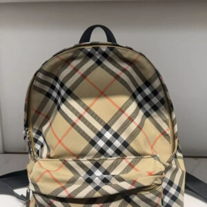 Burberry  01079