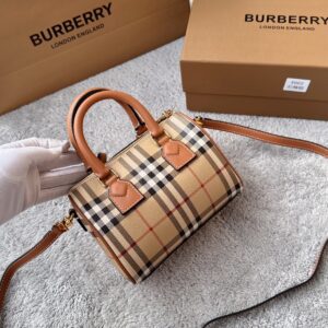 Burberry 011510