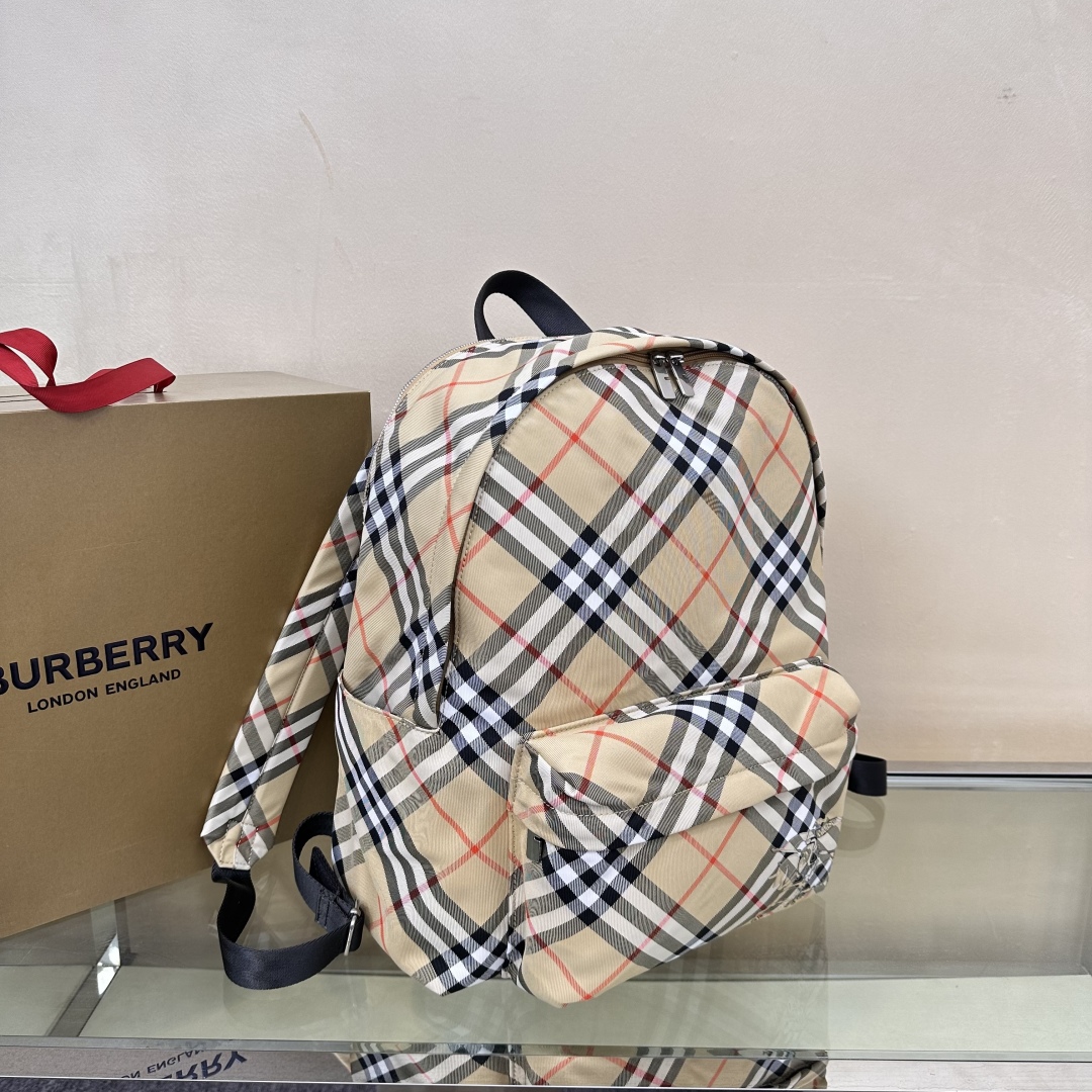 Beige Backpack with check pattern Burberry – Burberry  01156