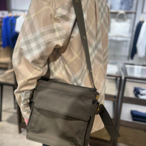 Burberry  01219