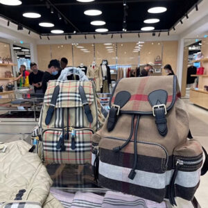 Burberry 012312