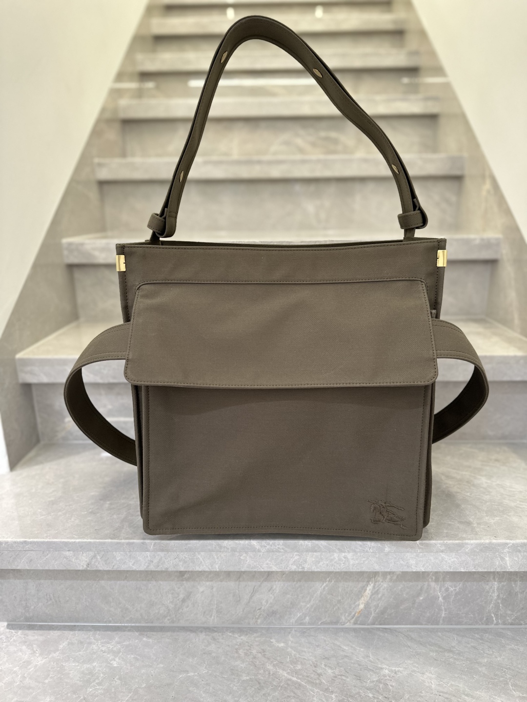 Burberry Whitney Bucket Bag In Military |
