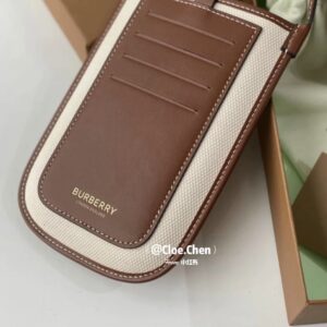 Burberry  01329