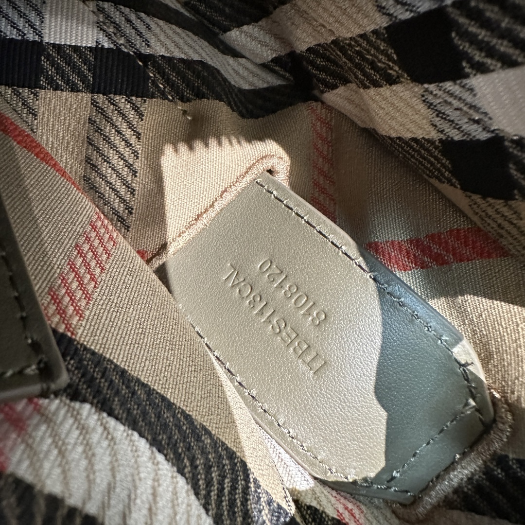 Burberry 013911