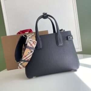 Burberry 01449