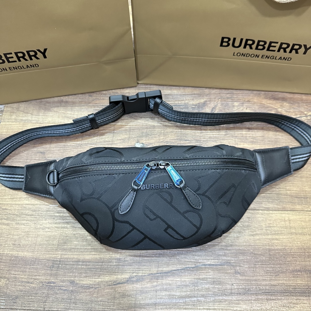 Burberry Burberry Burberry ML SHIELD BELT BAG Nylon Belt Bag Others Belt Bag 8098197 | Burberry 01489