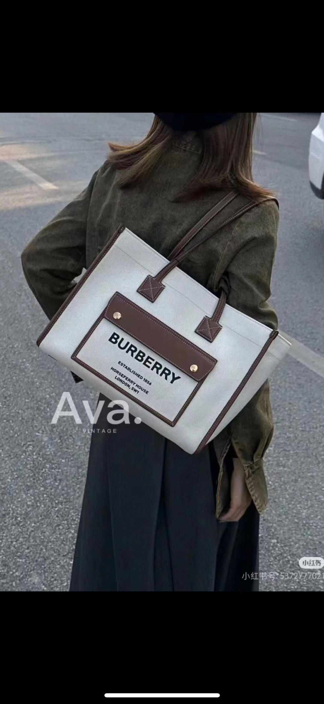BURBERRY 8044143 Mini Freya Medium Tote Bag Handbag