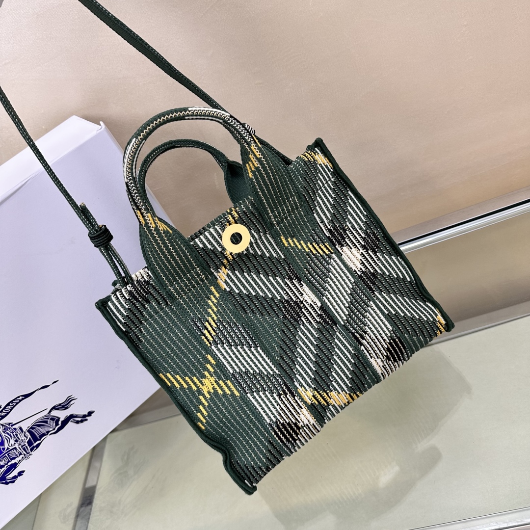 BURBERRY  01609