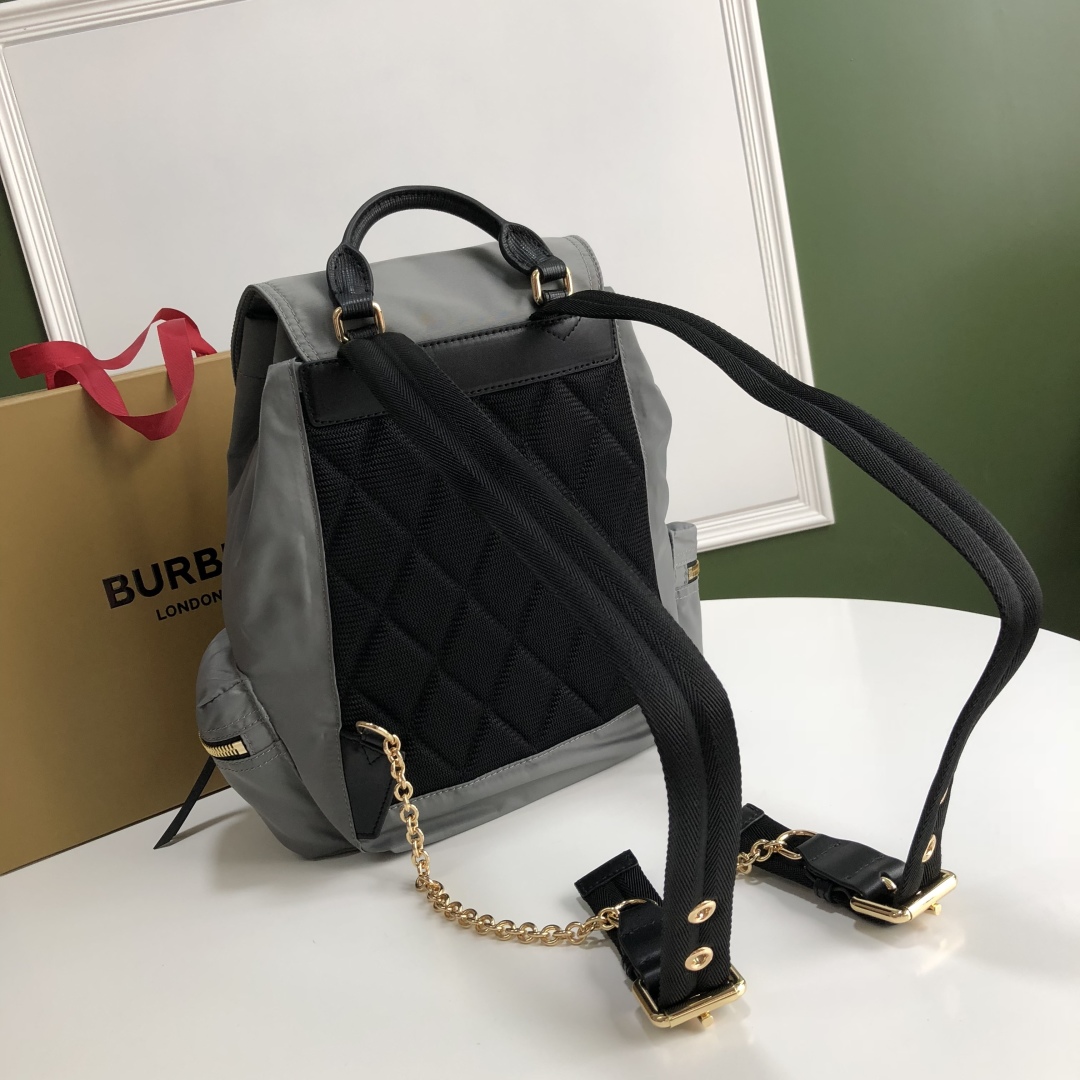 Burberry 01709