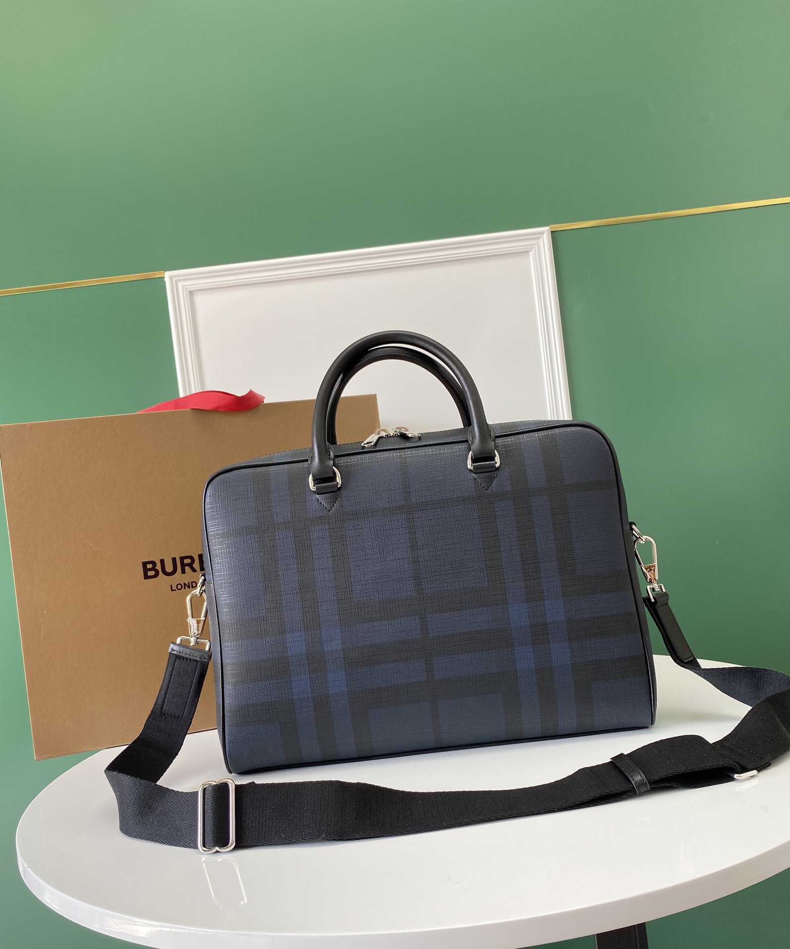 Burberry Bermondsey Check Briefcase In Navy |