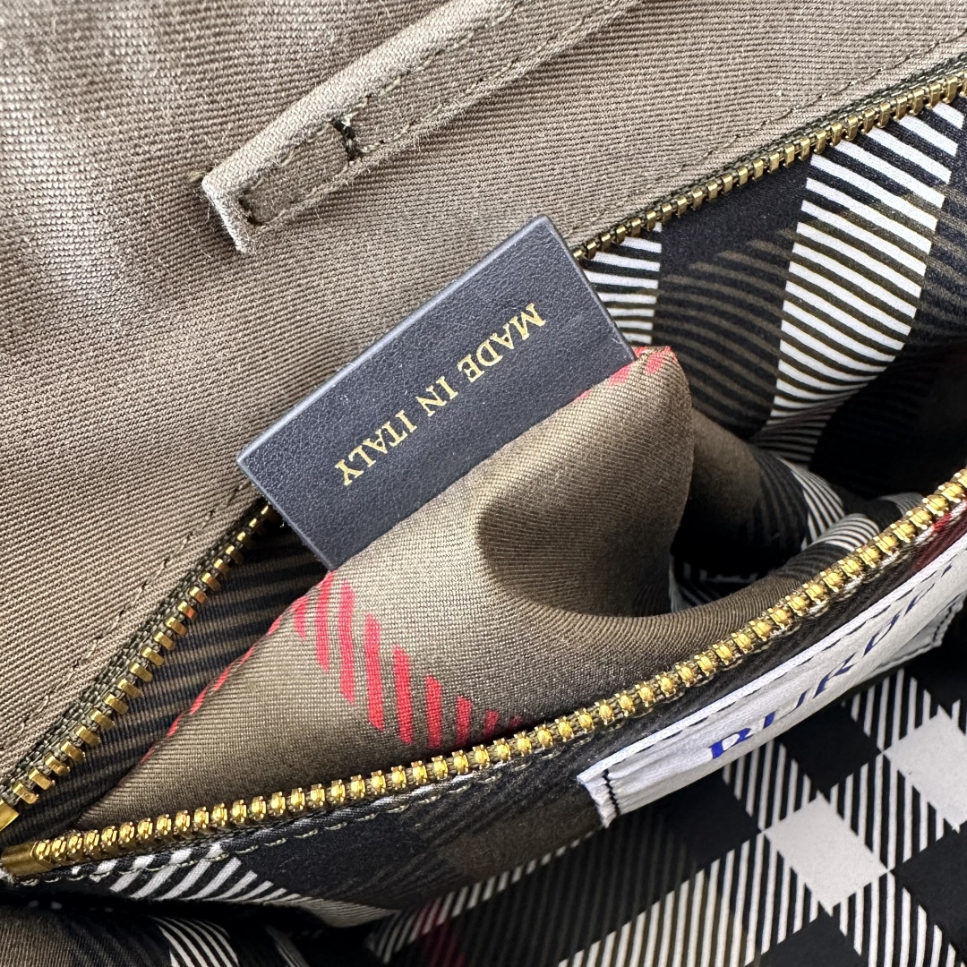Burberry 01769