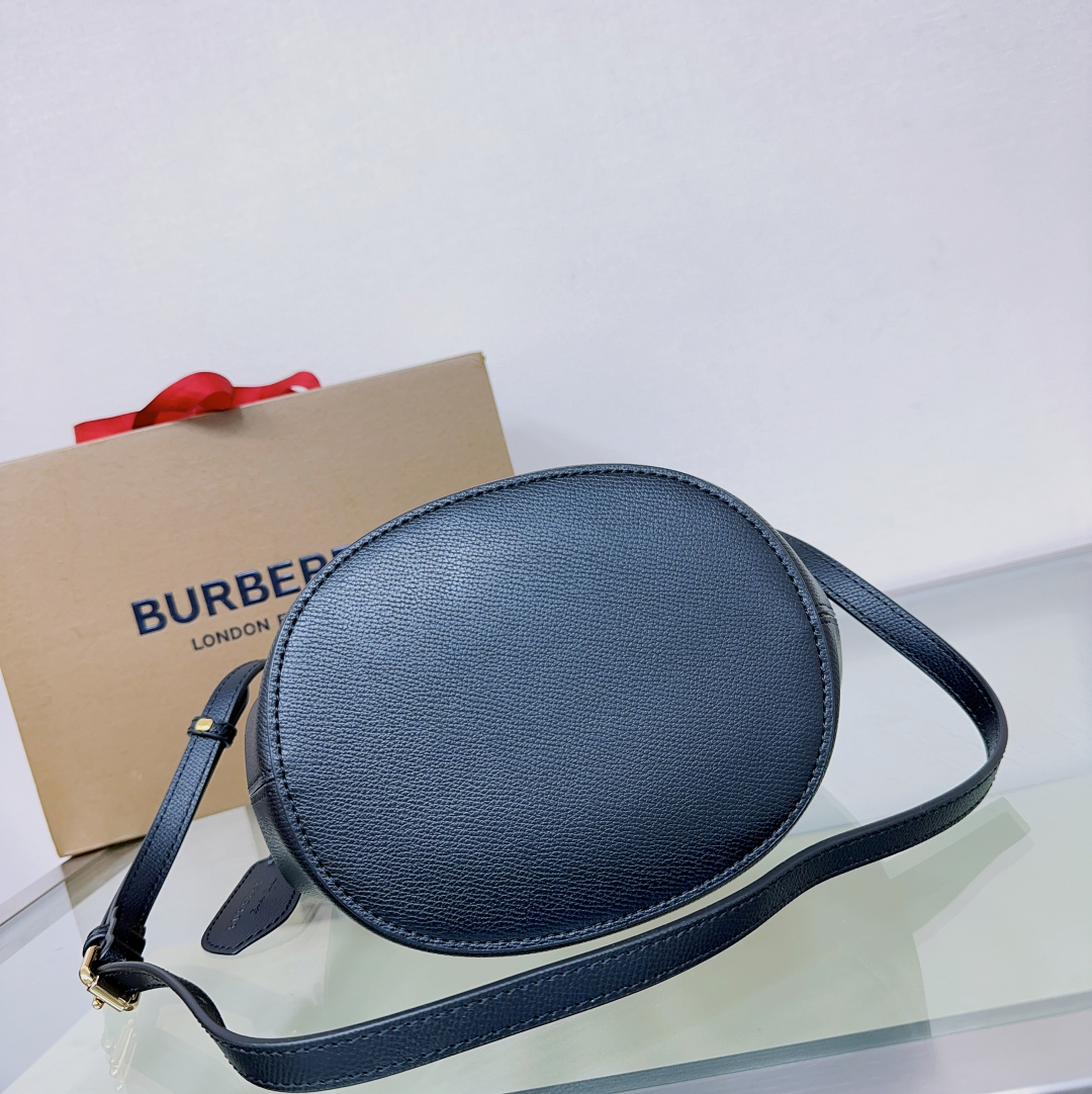 BURBERRY  01789