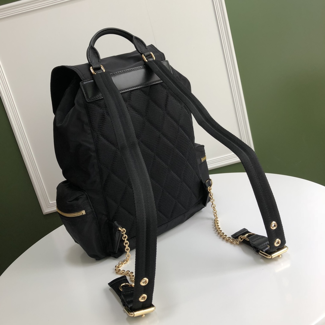Burberry 01789