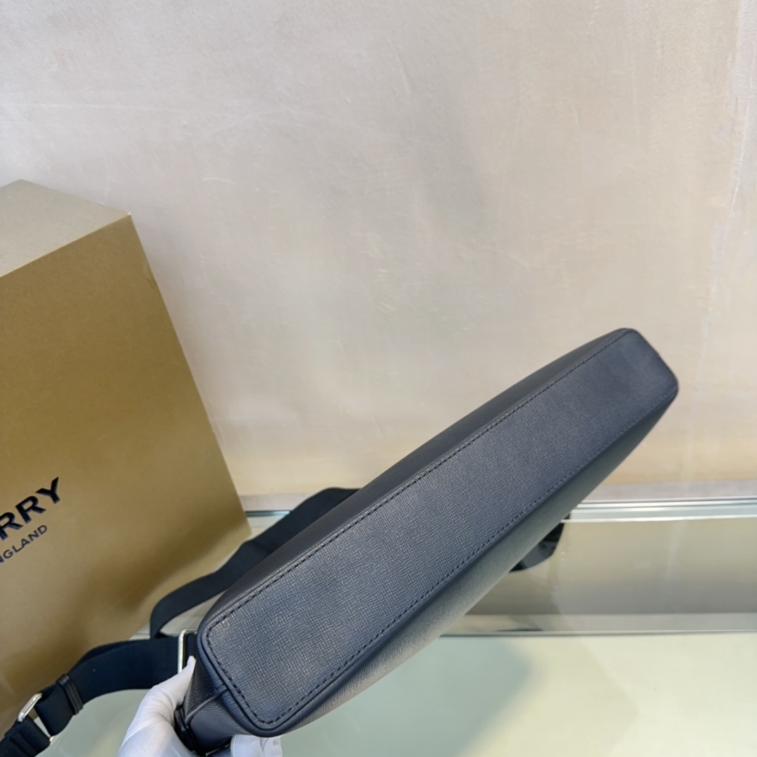 Burberry 01809