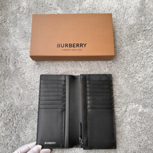 Burberry  018210