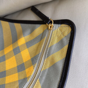 Burberry 01876