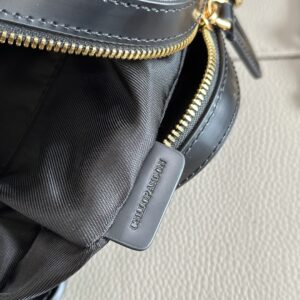 Burberry  01887