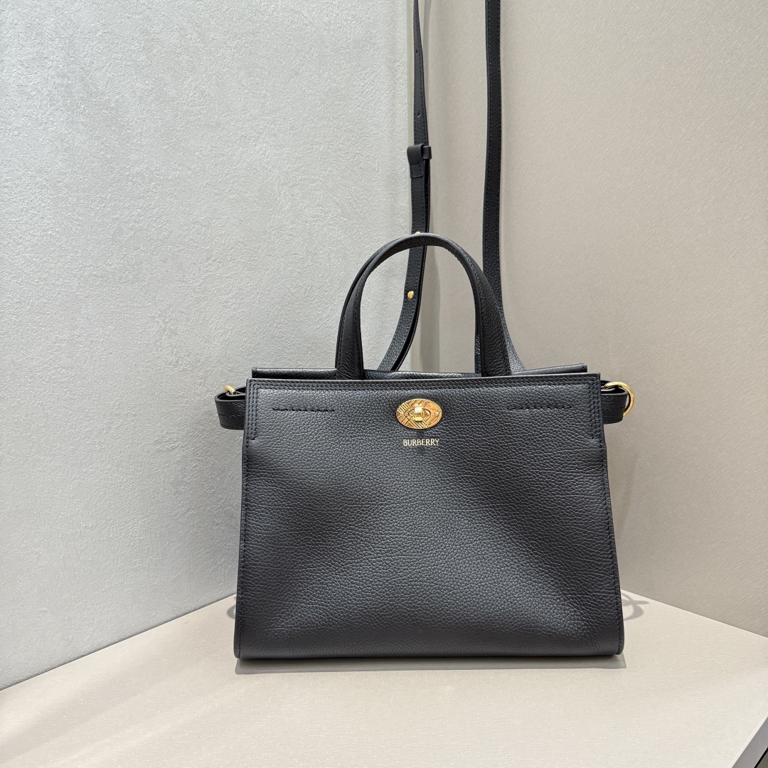 Buy Burberry Black Small Cotswolds Tote Bag in Grained Leather For Women Online |
