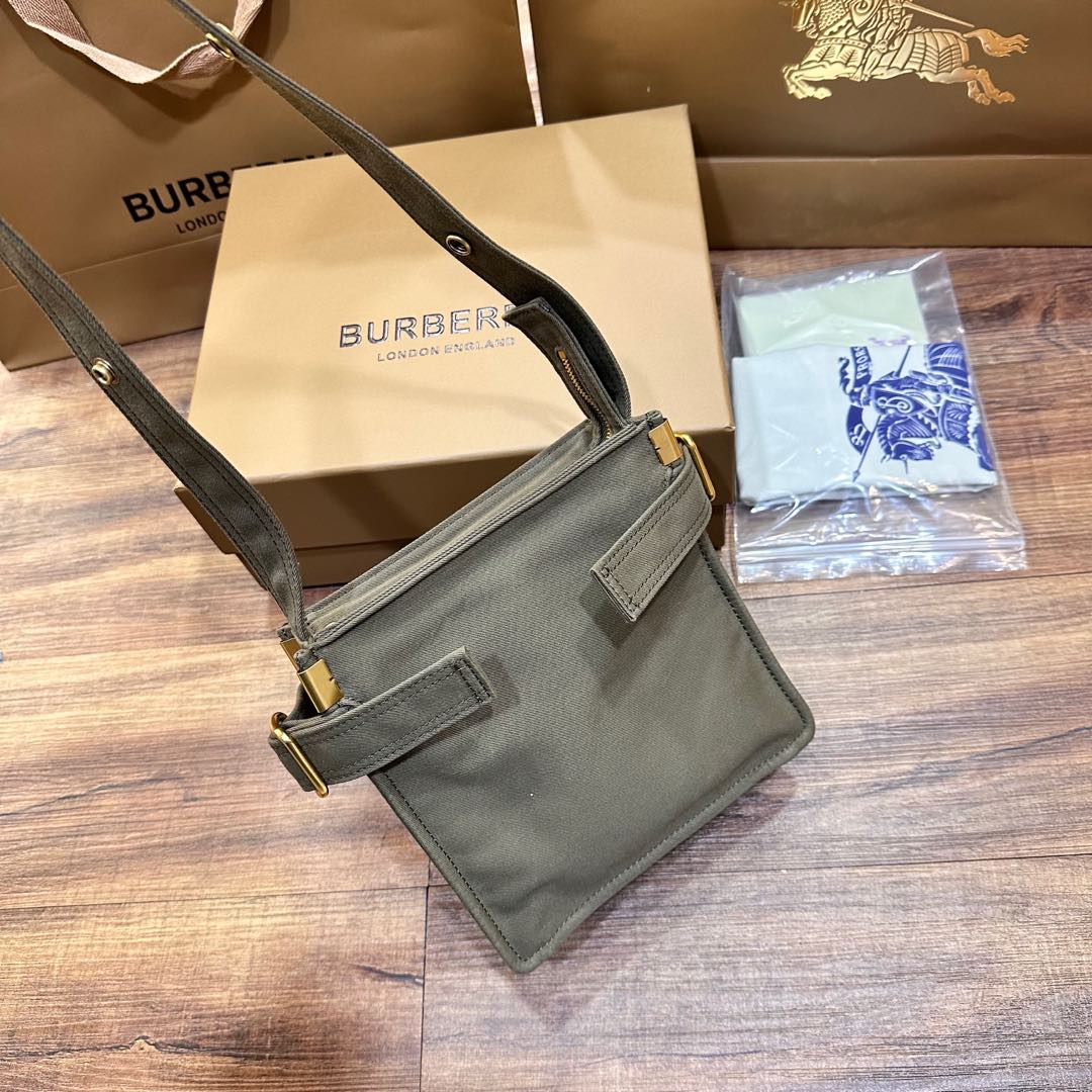 Burberry 01949
