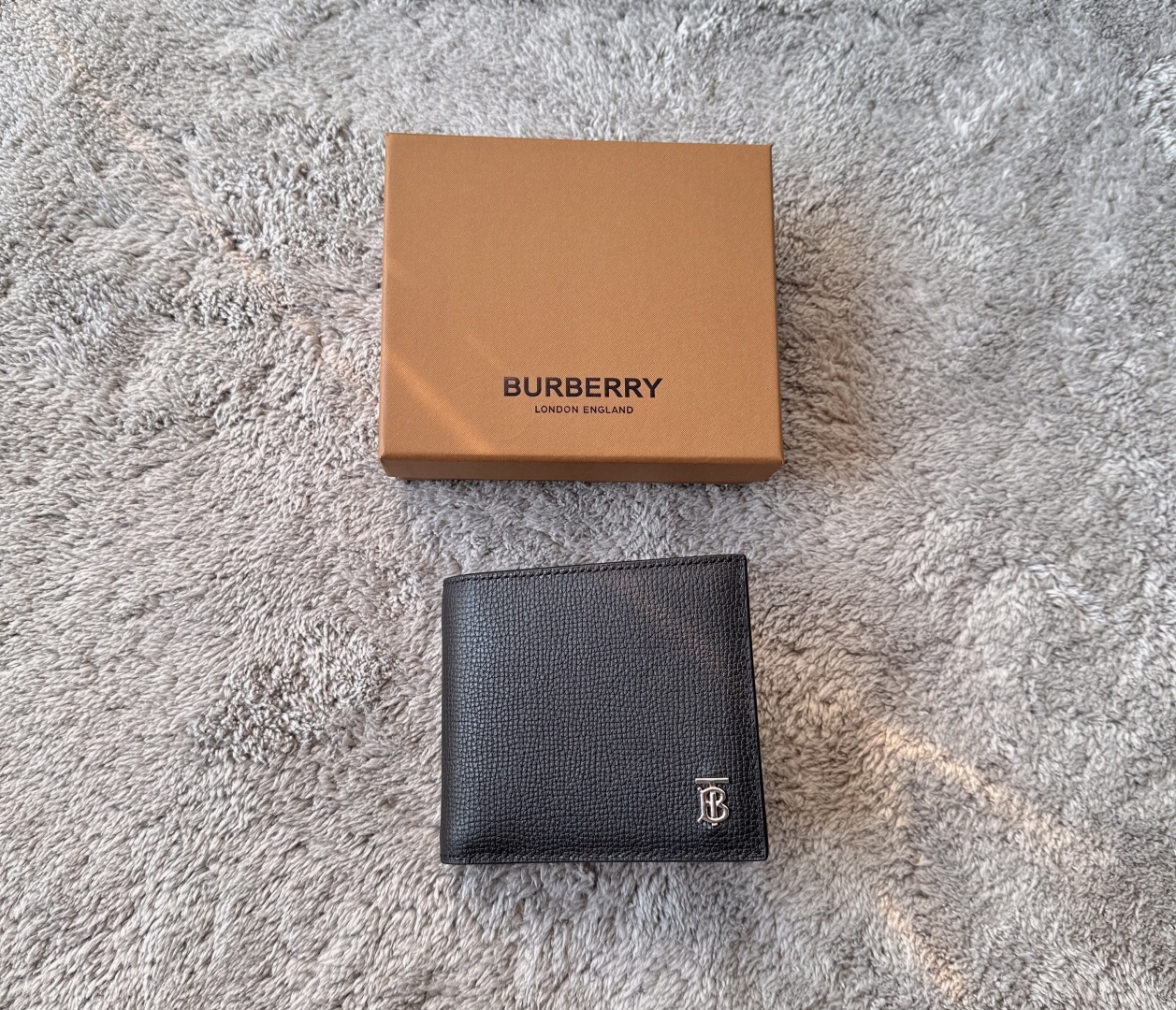 Burberry Logo-Plaque Grainy-Leather Wallet 8062709