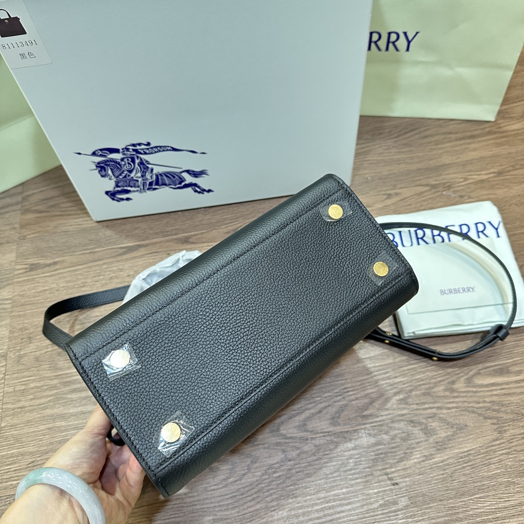 BURBERRY  02149
