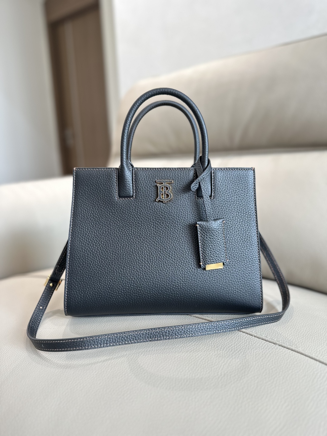 Burberry Black Frances TB Plaque Tote Bag 8072511 | eBa