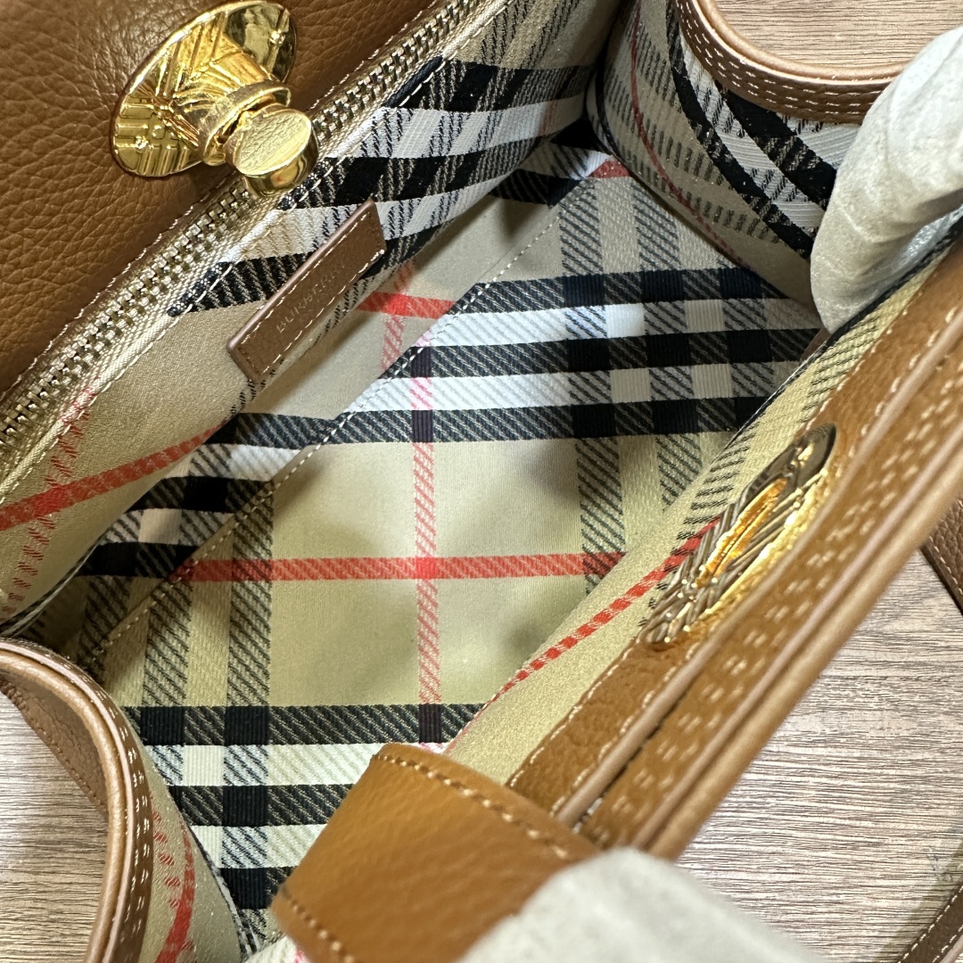 BURBERRY  02188