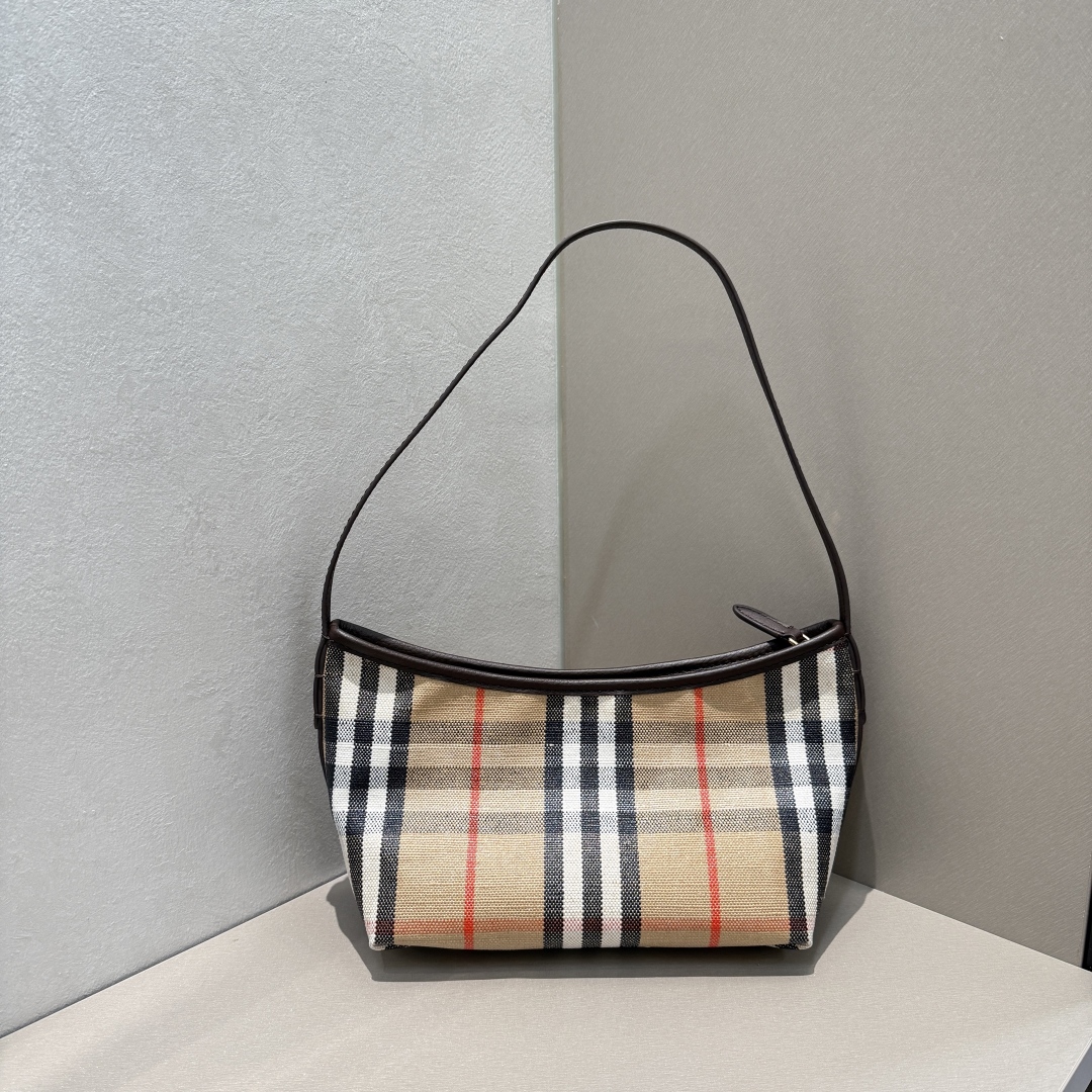 BURBERRY  02259