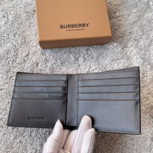 BURBERRY  02309