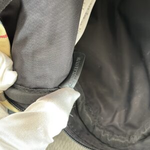 Burberry 02349