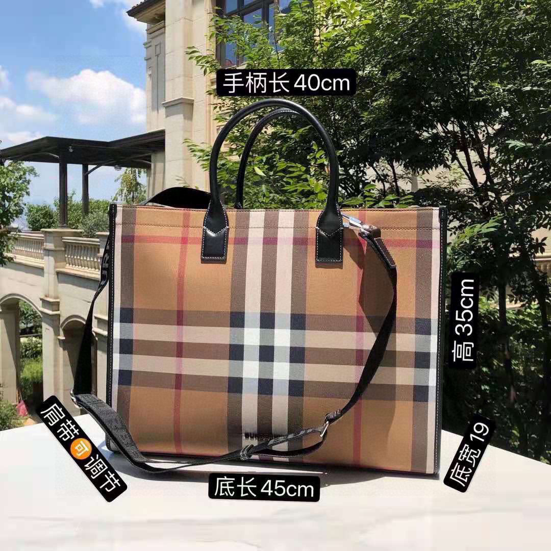 Burberry Men’s Denny Giant Check Cotton Tote Bag | Burberry 02369