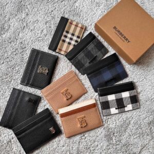 Burberry 02429