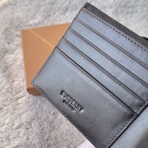 Burberry 02469