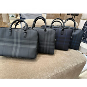 BURBERRY  02558