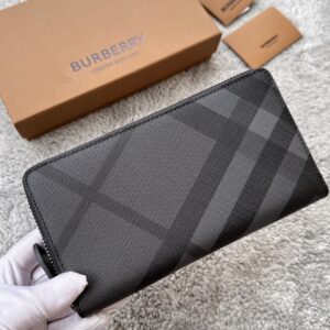 Burberry 02569