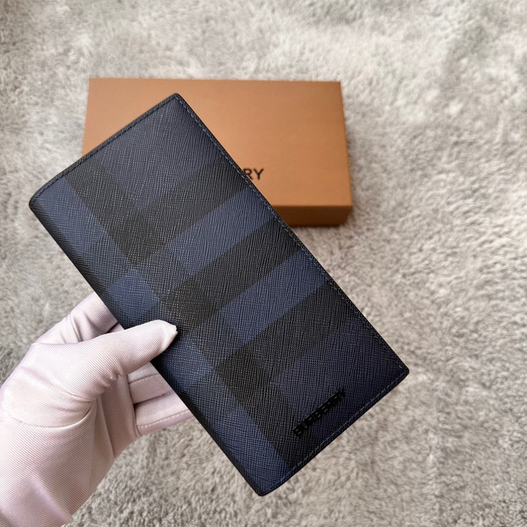 Burberry Men’s Wallet 8073281 NAVY CAVENDISH Newarticle