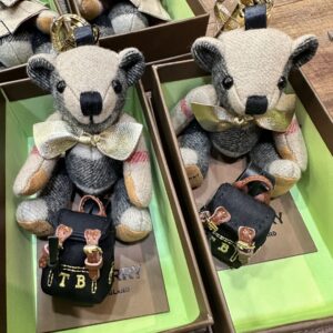 Burberry 02739