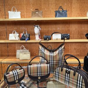 BURBERRY  03049